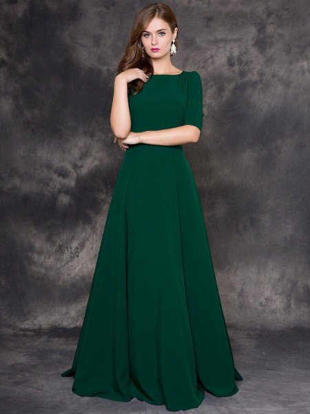Зеленое вечернее платье