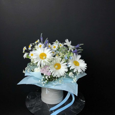 Букет с ромашками