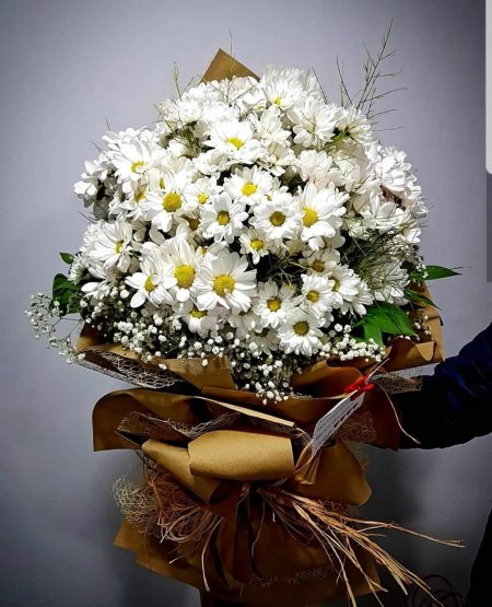 Букет крупных ромашек