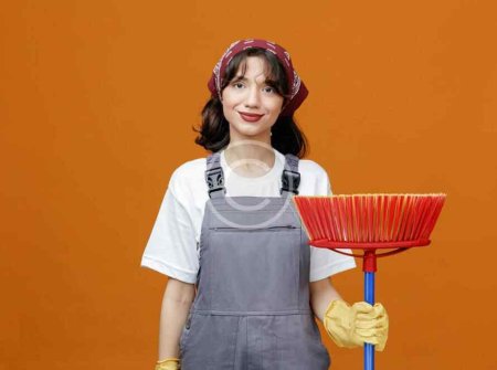 Женщина уборщица