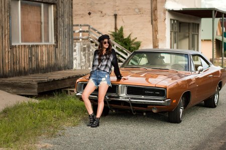 Додж чарджер и девушки