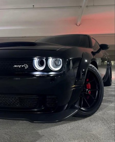 Dodge challenger hellcat 2021