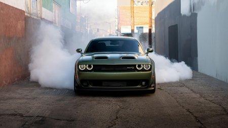 Dodge challenger srt hellcat redeye