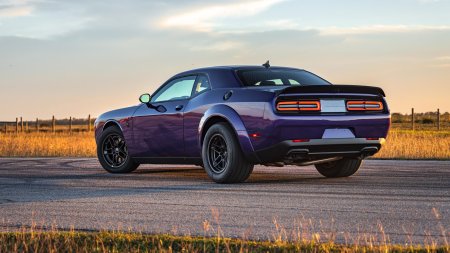 Додж челленджер срт