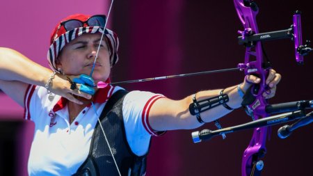 Елена осипова стрельба из лука