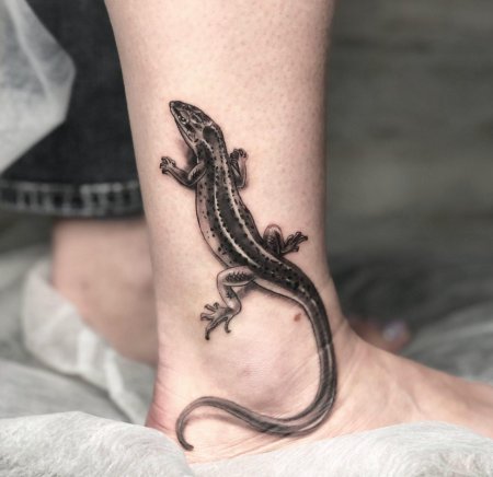Тату саламандра