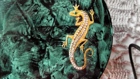 Хозяйка медной горы ящерка