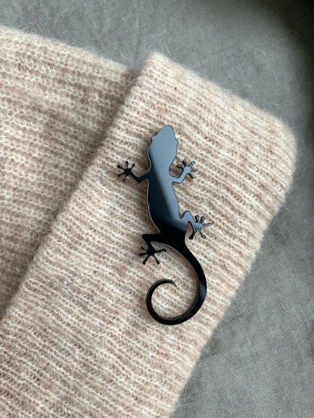 Брошь ящерица