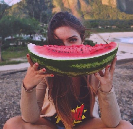 Фотосессия с арбузами девушка