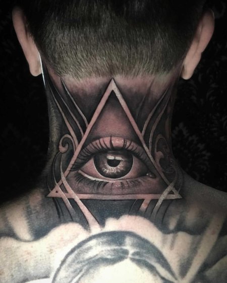 Всевидящее око тату