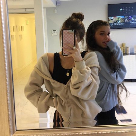 Селфи с подругой