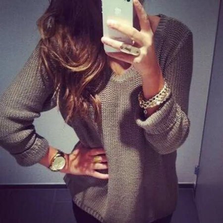 Вязаные свитера женские