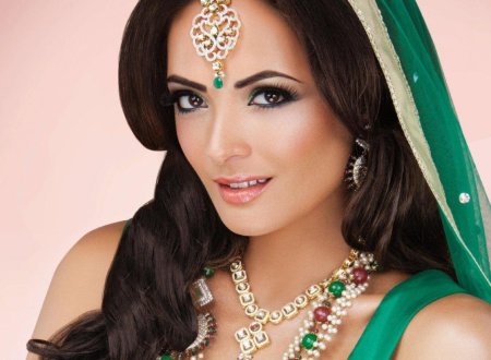 Санни леоне восточный макияж