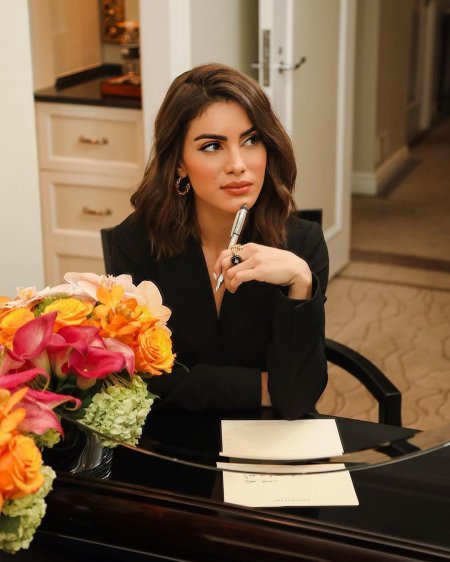 Успешная девушка