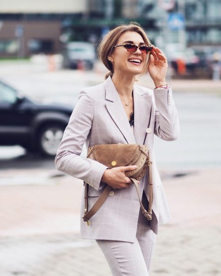 Стильная женщина