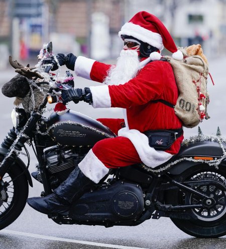 Санта байкер