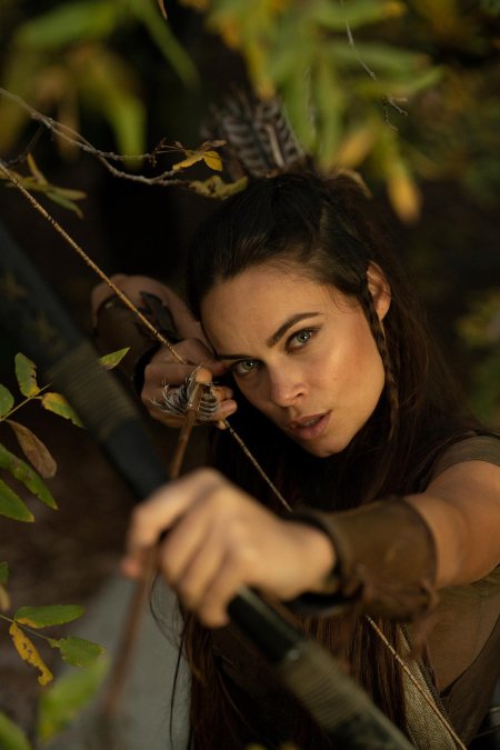 Алисия викандер лара крофт