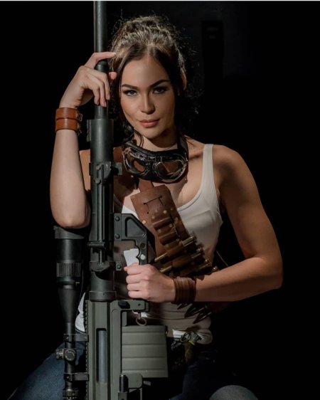 Девушка снайпер