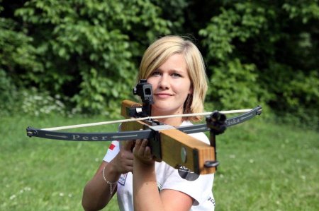 Стрельба из арбалета