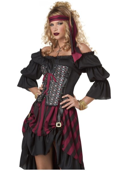 Пиратка женский костюм