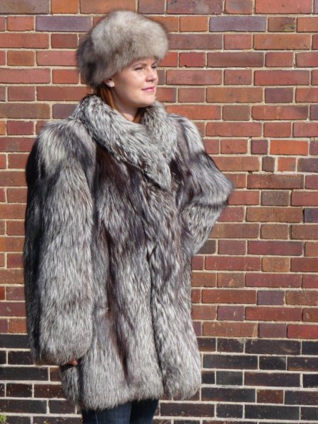 Чернобурка шуба снежная королева