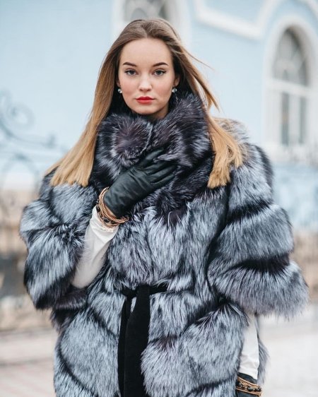 Шуба красивая