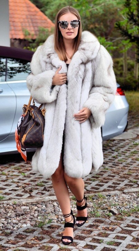 Saga fox шубы из песца