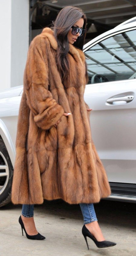 Шуба модная