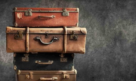 Старинные чемоданы