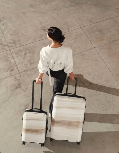 Стильный чемодан