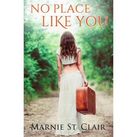 Уходящая девушка