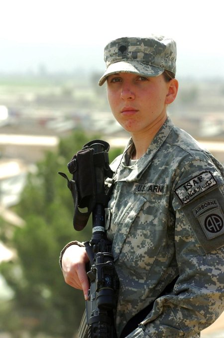 Моника лин браун