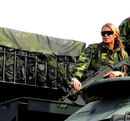 Принцесса швеции мадлен терезия амелия йозефина в армии