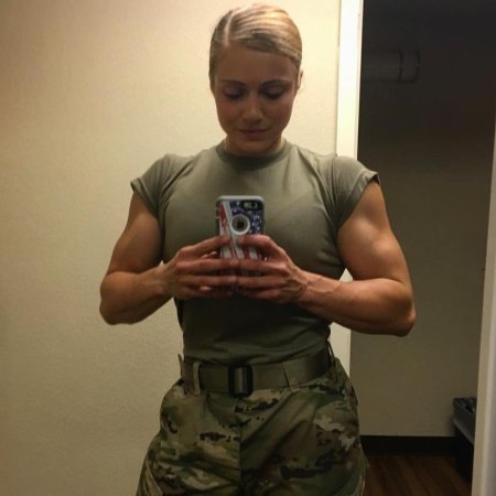 Девушки с мышцами