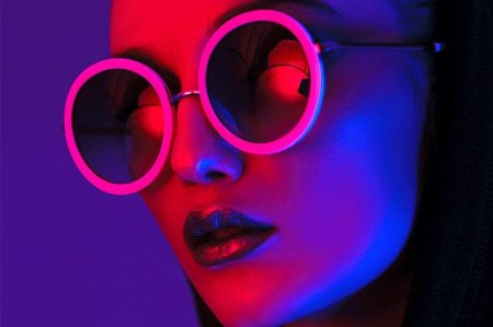 Неоновый портрет