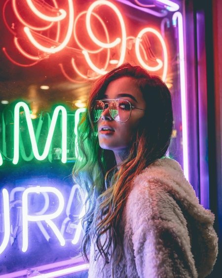 Фотосессия в неоне