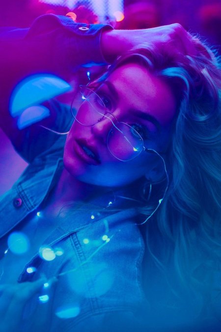 Фотосессия в неоне