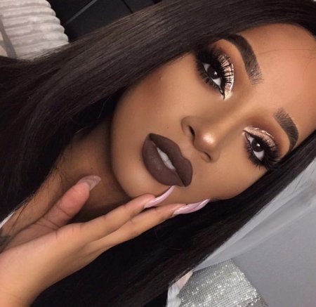 Черный макияж