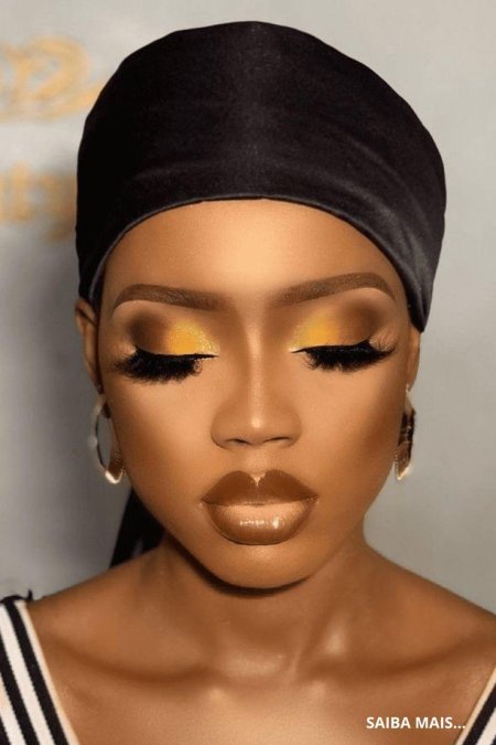 Золотистый макияж