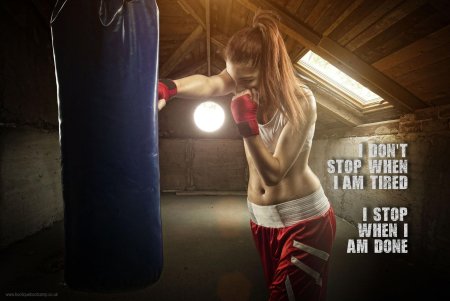Девушка боксер