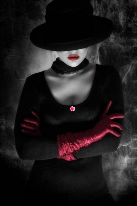 Женщина в шляпке