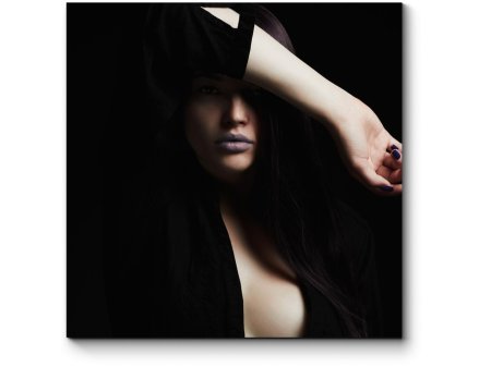 Таинственная девушка