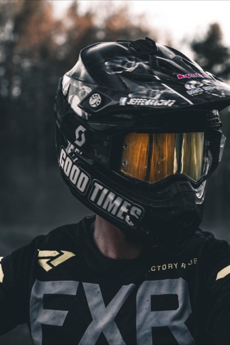 Шлем мотоциклиста