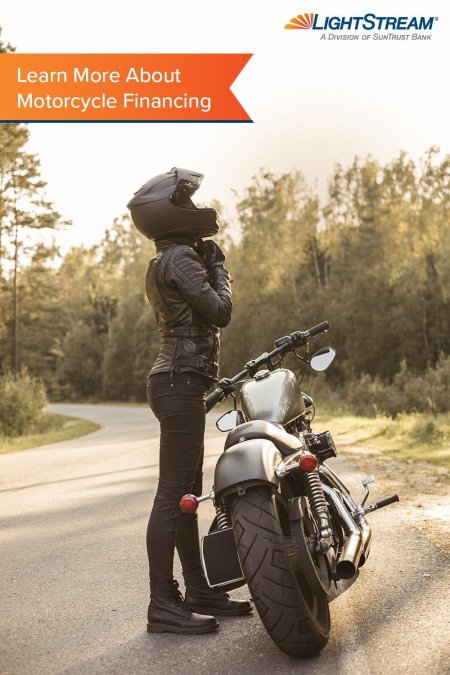 Девушка на мотоцикле