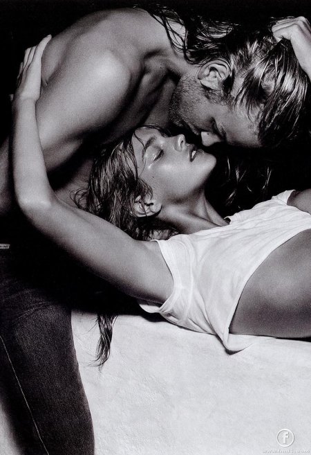 Поцелуи страстные