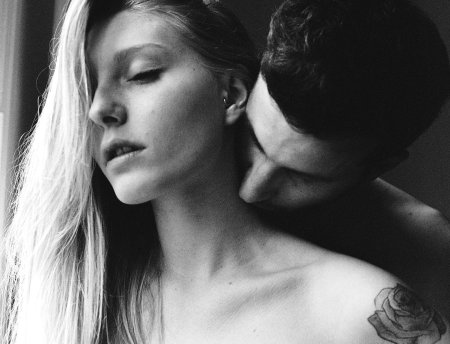 Поцелуи в шею