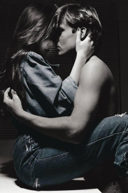 Объятия влюбленных