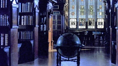 Гарри поттер библиотека хогвартса