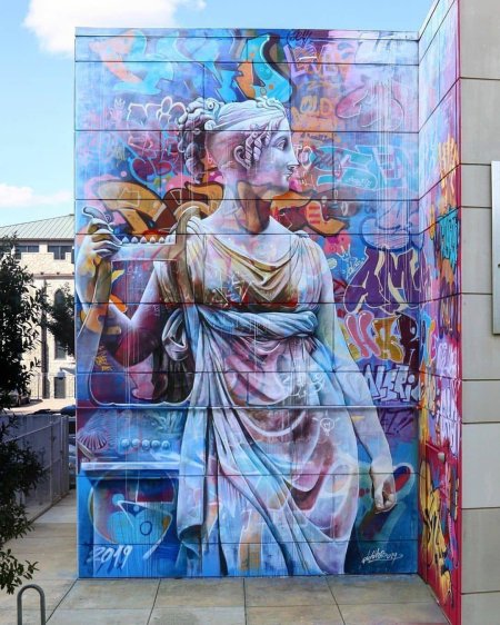 Pichiavo граффити