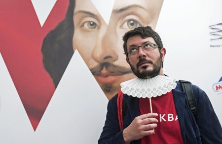 Артемий лебедев дизайнер